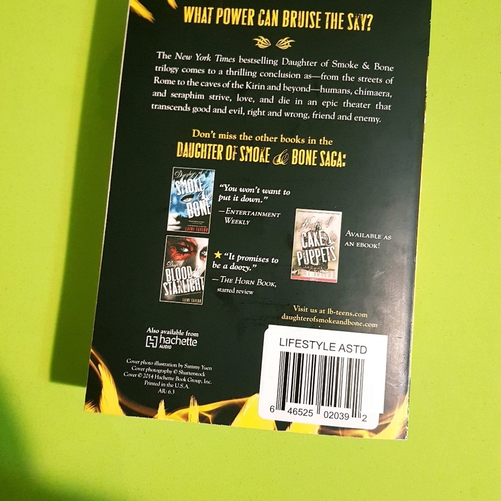 Books - Picture 3 of 4